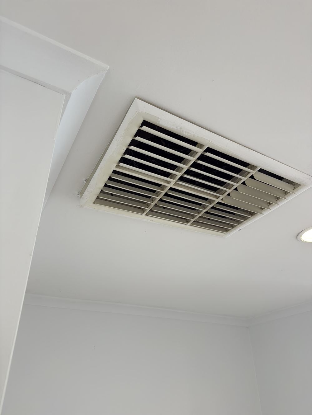 Ceiling vent hanging detached from the ceiling, found during a pre-purchase inspection in Wantirna South